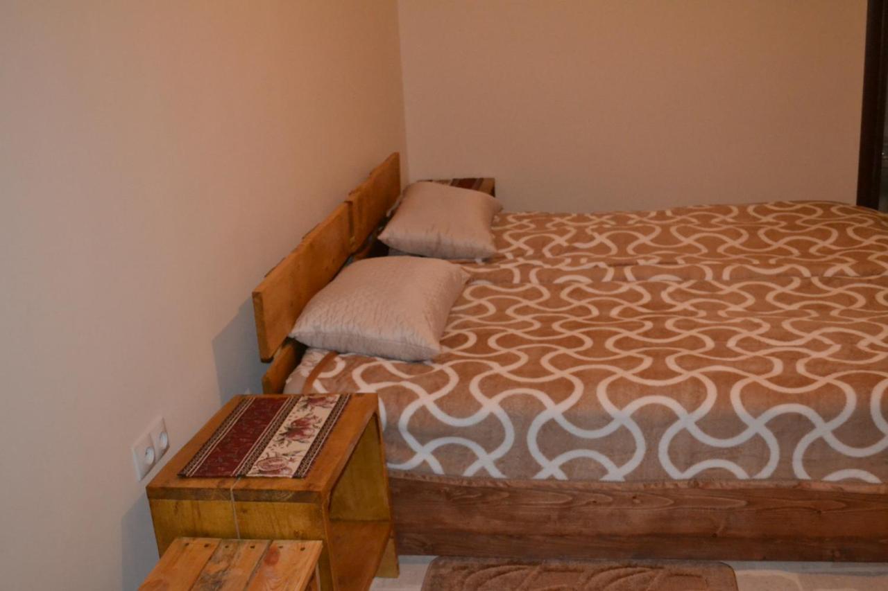 Bjnihouse, Guest House 外观 照片