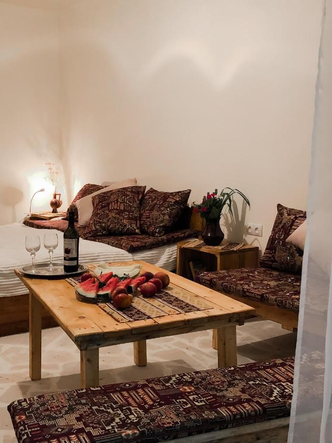 Bjnihouse, Guest House 外观 照片
