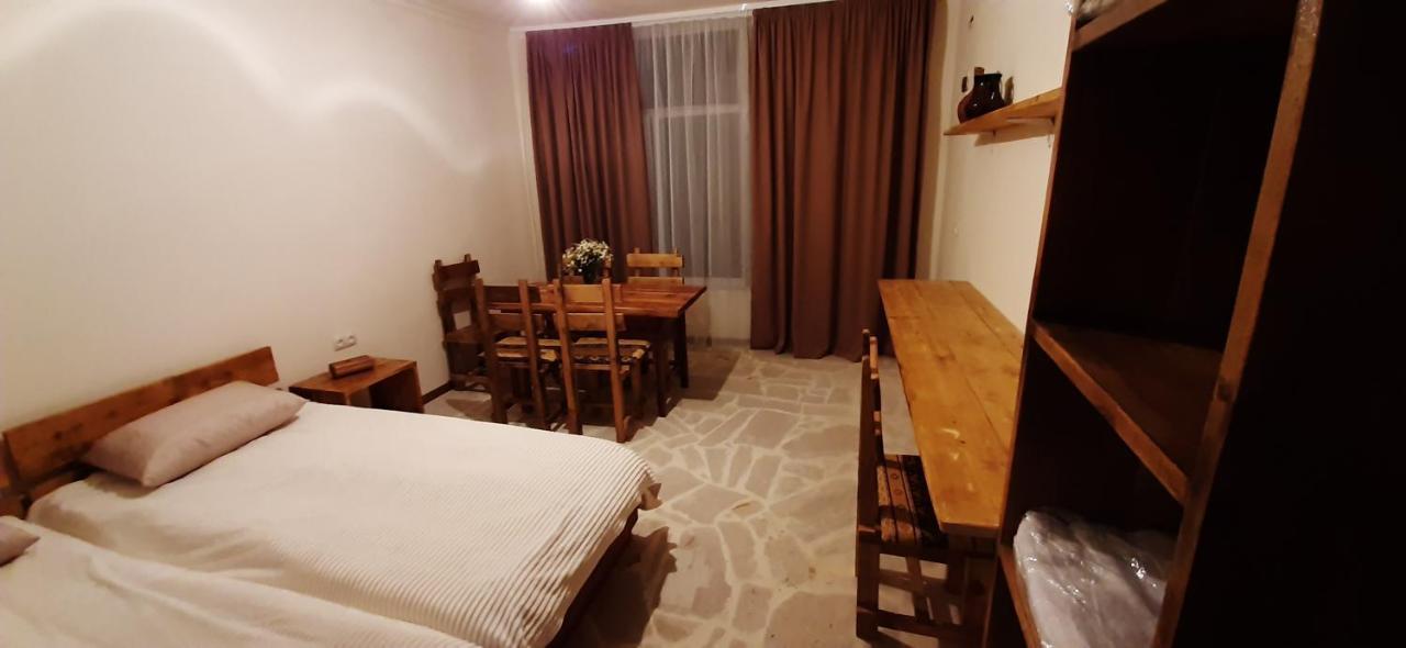Bjnihouse, Guest House 外观 照片